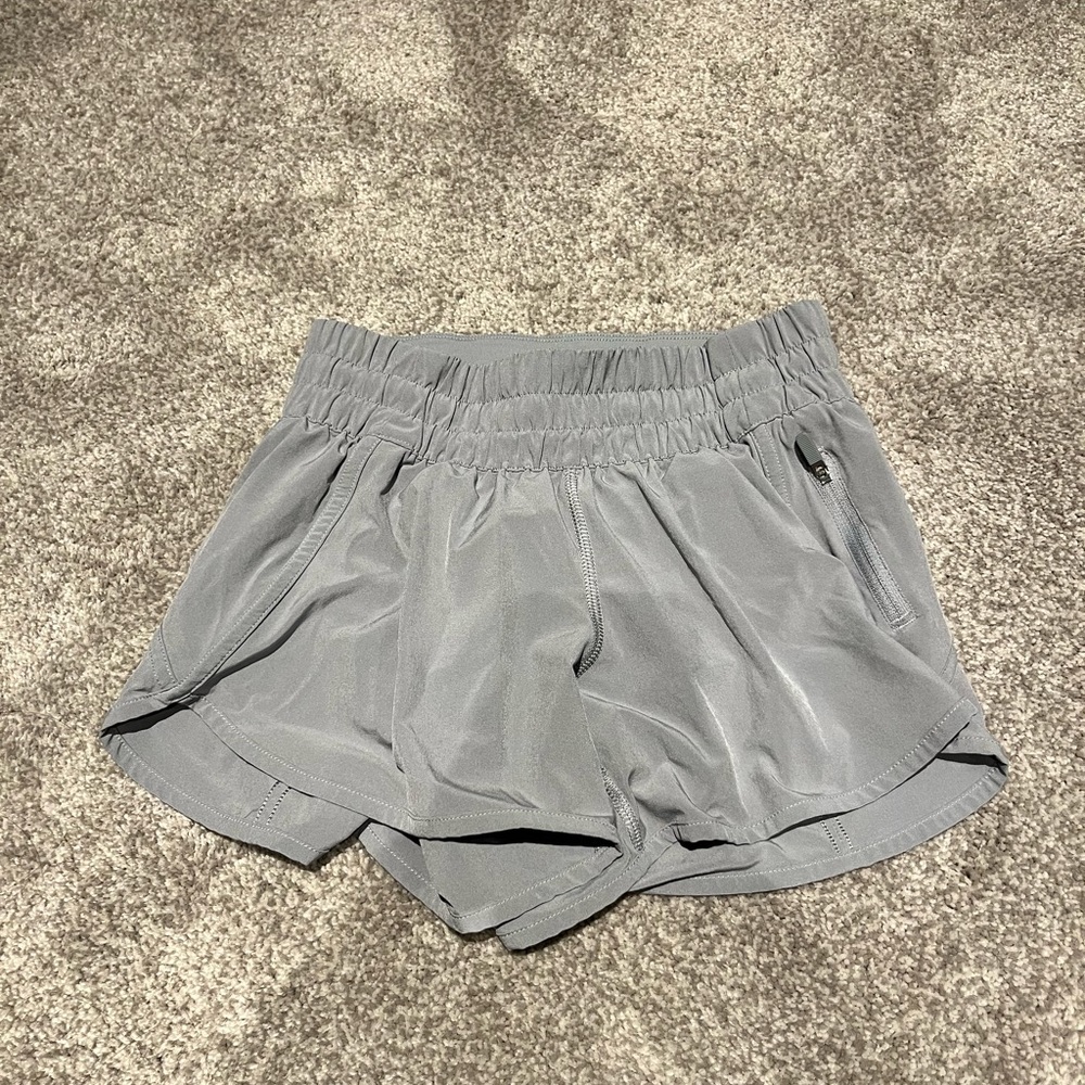 Lululemon Tracker Short - Rhino Grey *Rare*